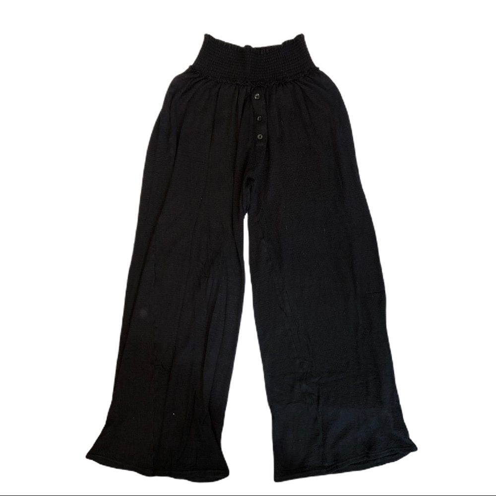 UO Navy Flowy Breathable Sweatpants Size: M